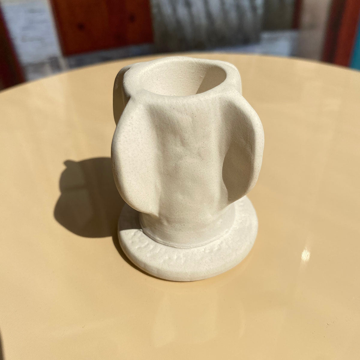 BOUGEOIR EN GRÈS BLANC