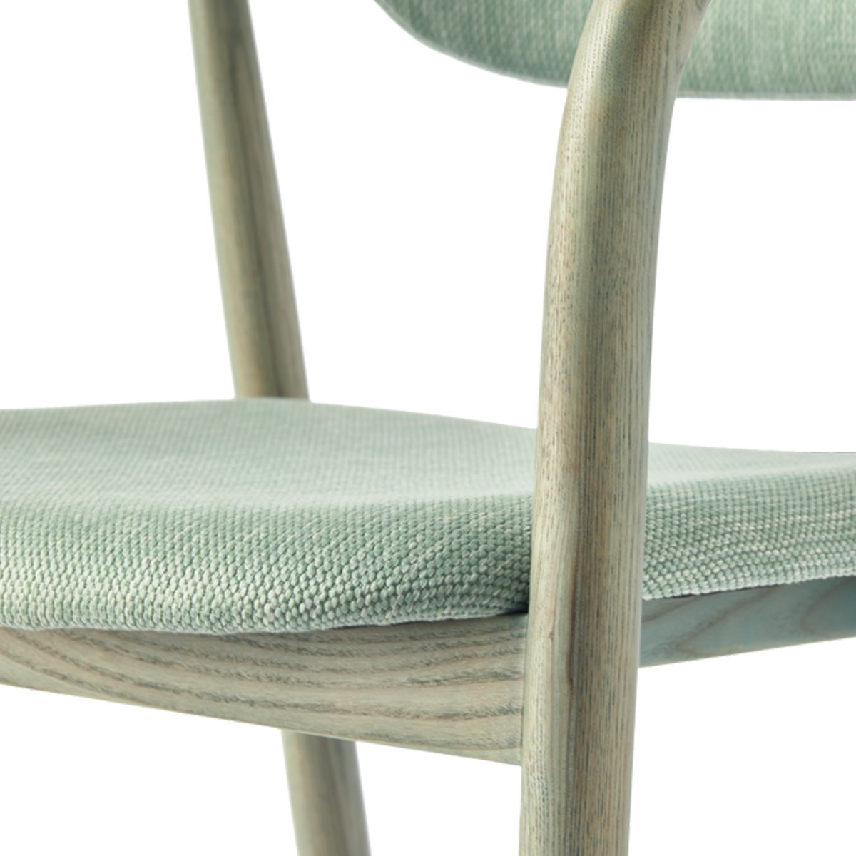 CHAISE HENRY