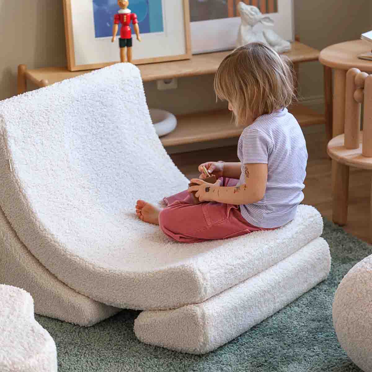 CHAISE LUNE - BOUCLETTE