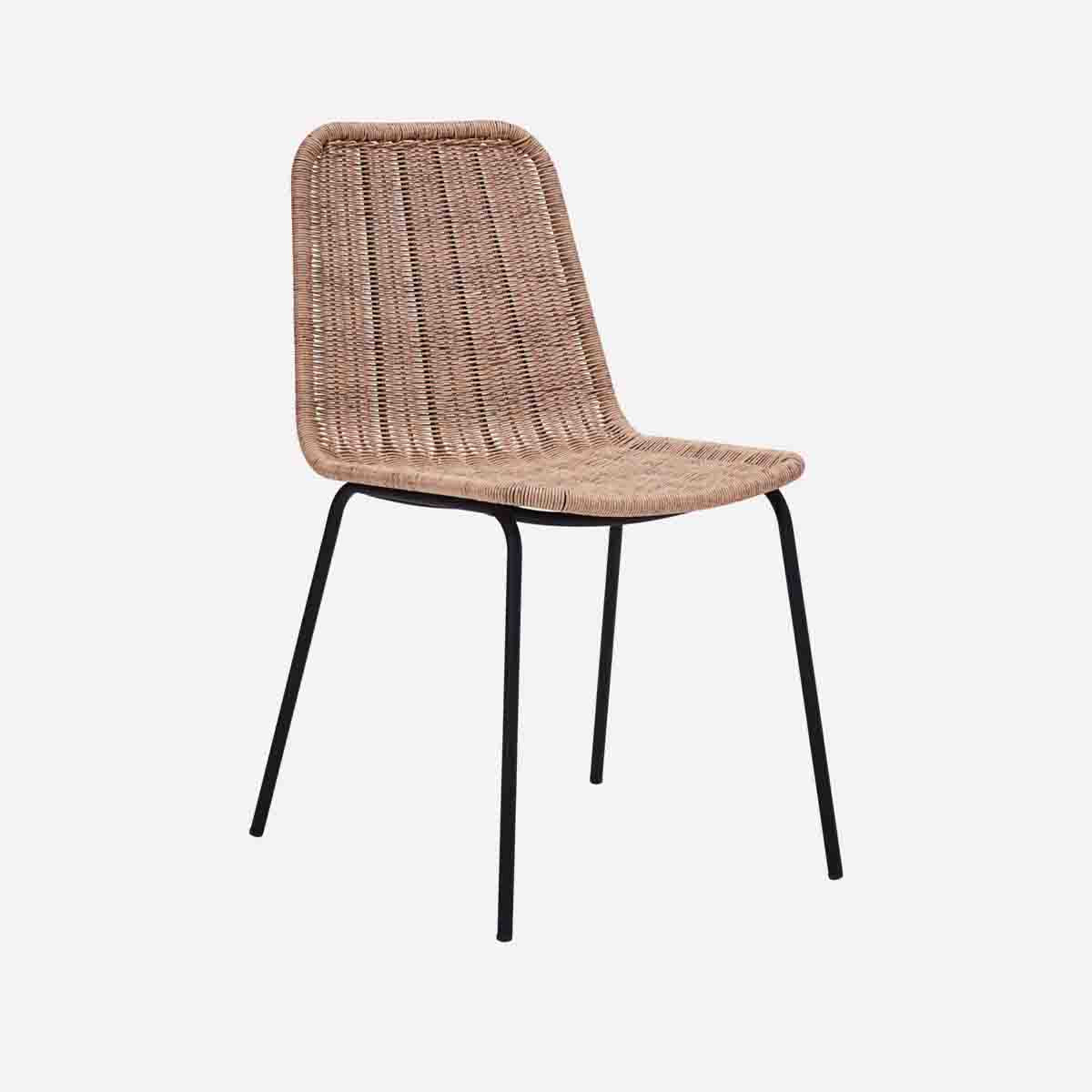 CHAISE HAPUR