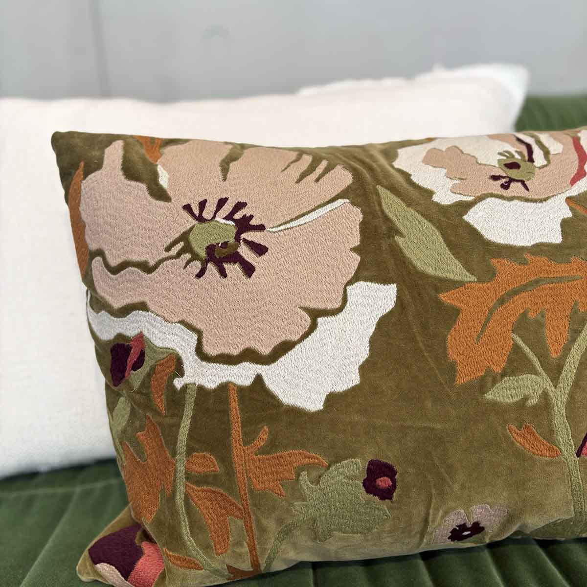 COUSSIN FLEUR 40 x 60 - OLIVE