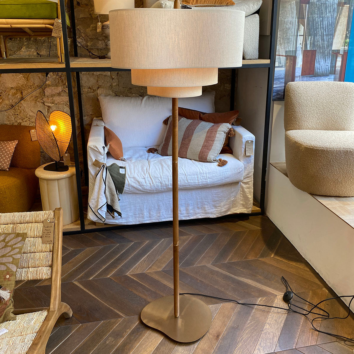 LAMPADAIRE PEBBLE
