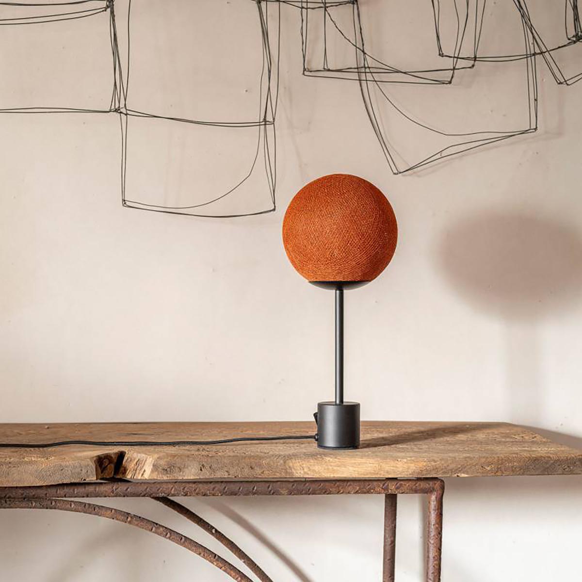 LAMPE APAPA BASE NOIRE