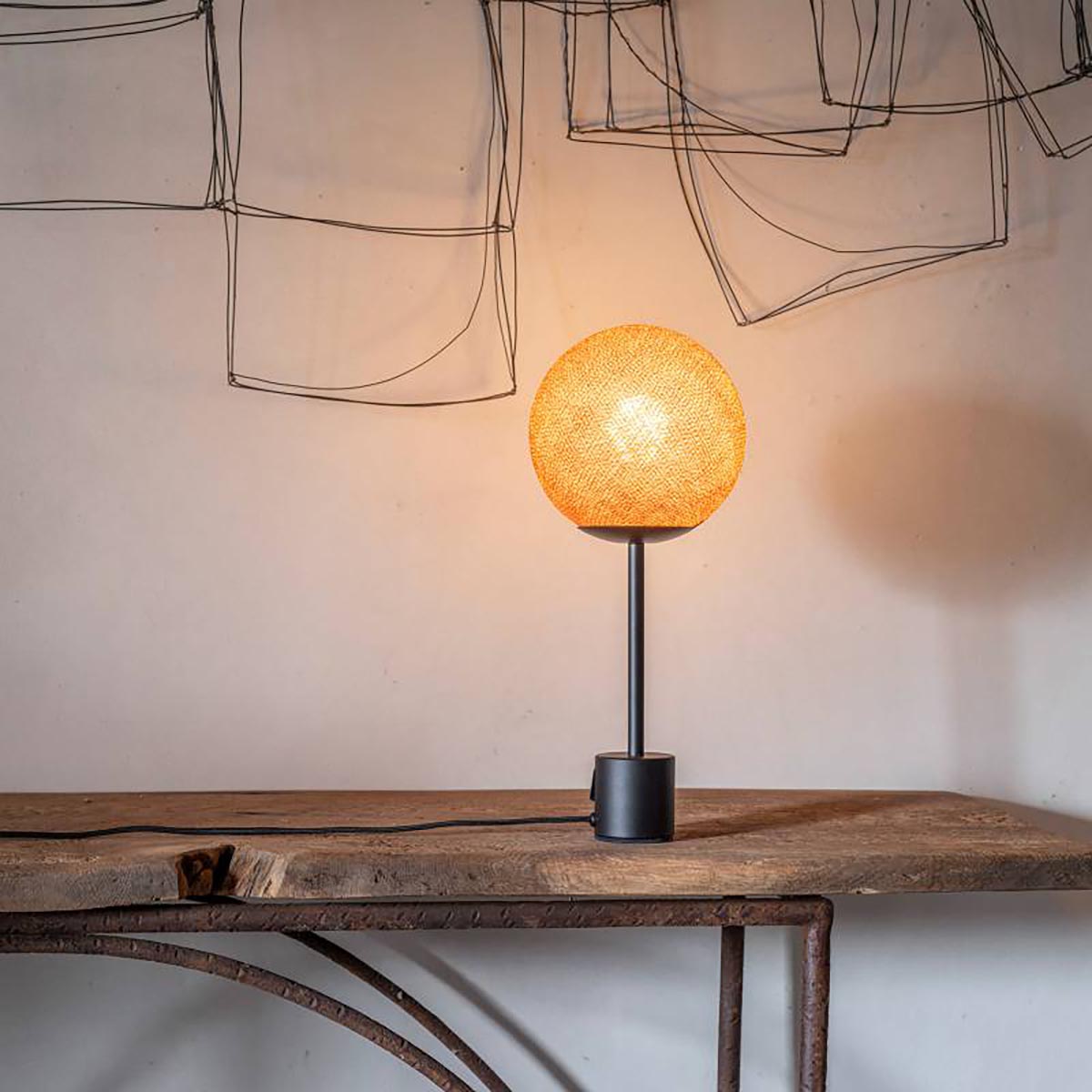 LAMPE APAPA BASE NOIRE