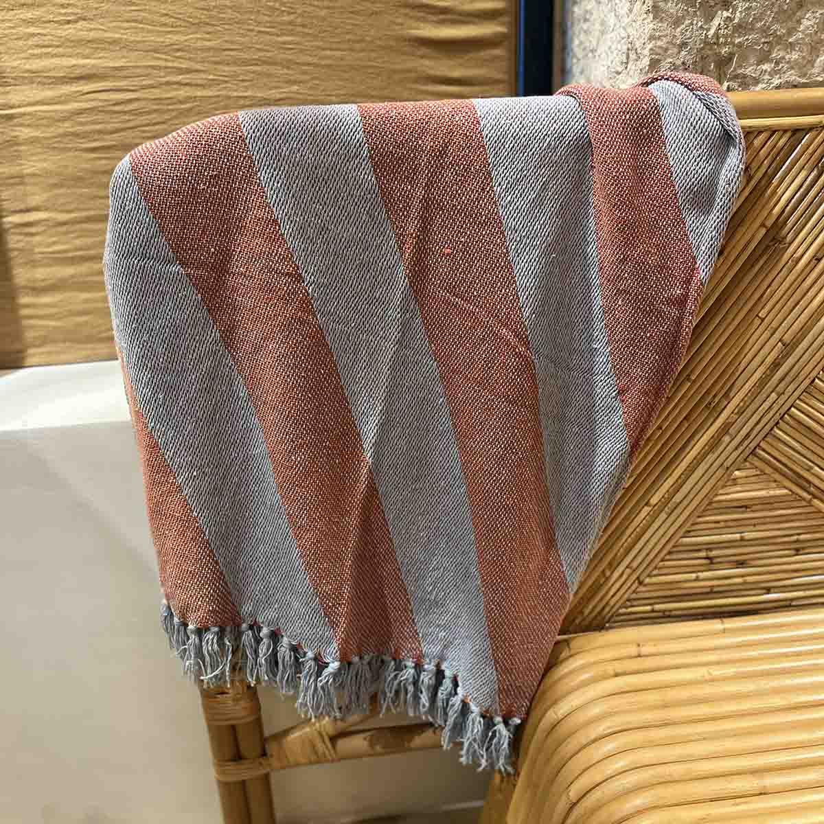 PLAID À RAYURES