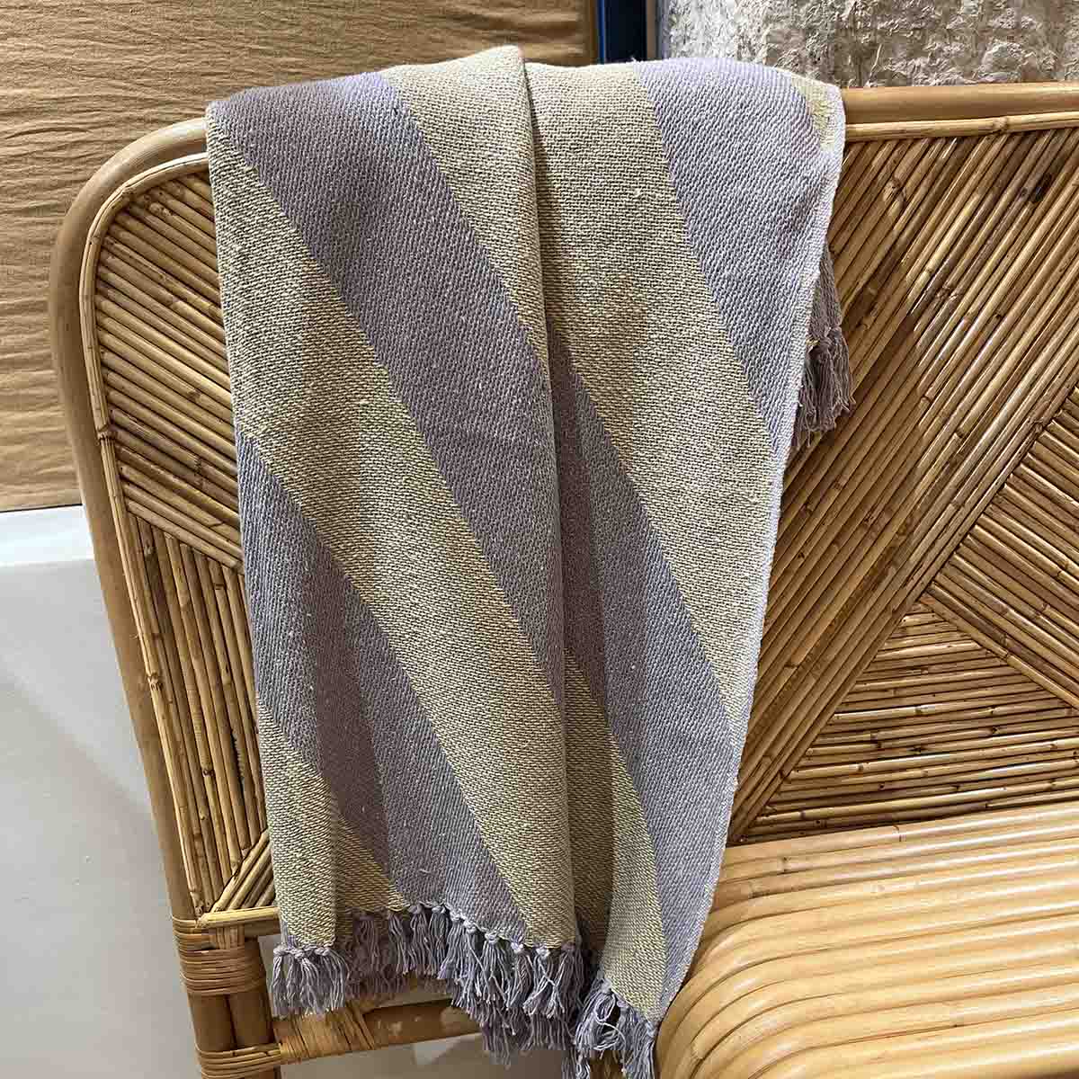 Housse de couette Sumi par Harlequin - Perle et charbon de bois Housse de couette Sumi par Harlequin - Perle et charbon de bois