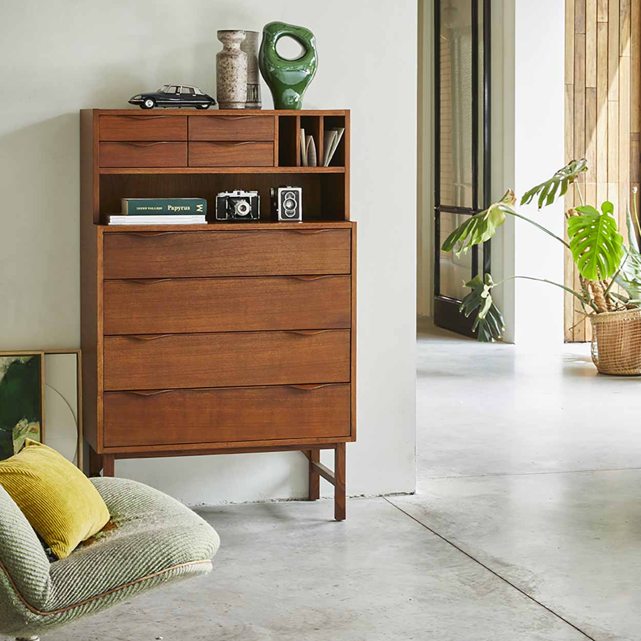 SECRÉTAIRE EN BOIS TEINTÉ