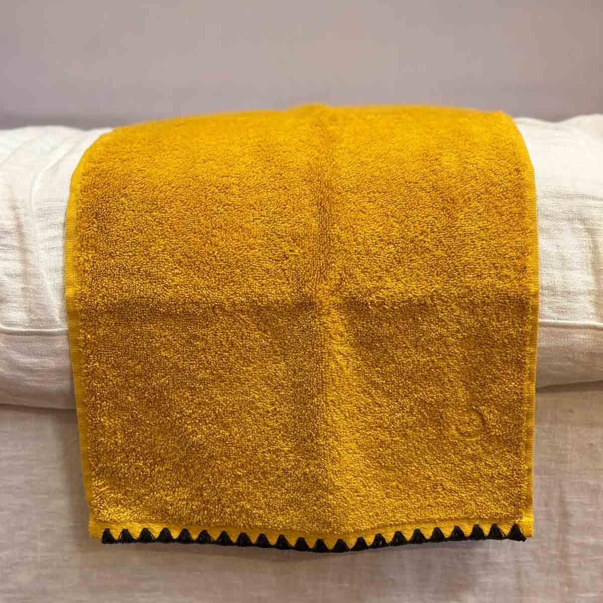 SERVIETTE INVITÉ