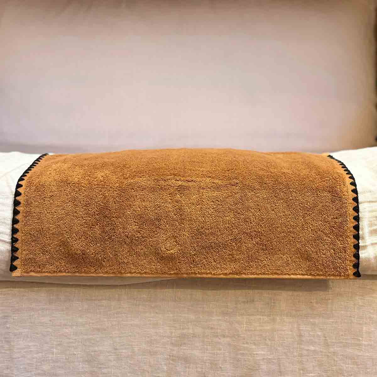 SERVIETTE INVITÉ