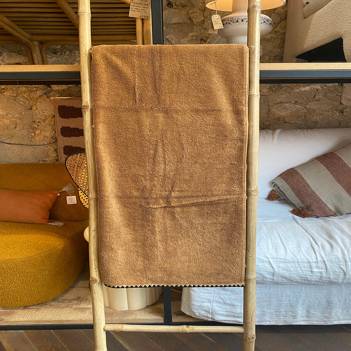 SERVIETTE DE BAIN ISSEY