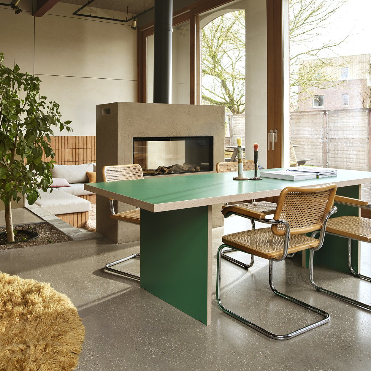 TABLE À MANGER 220