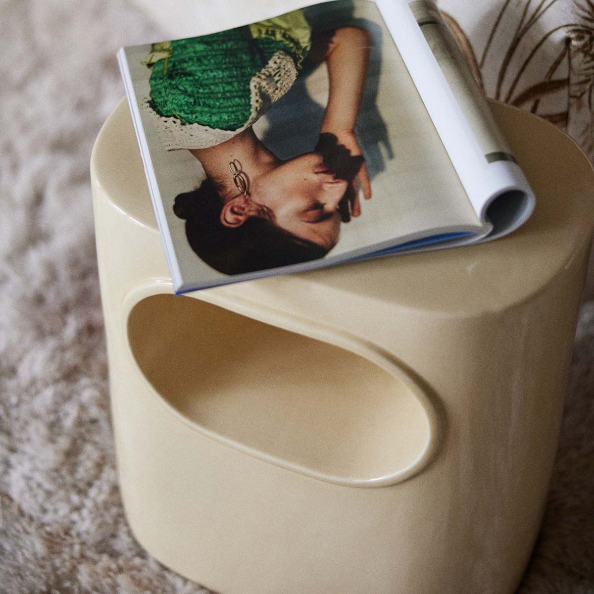 TABLE SPACE CRÈME