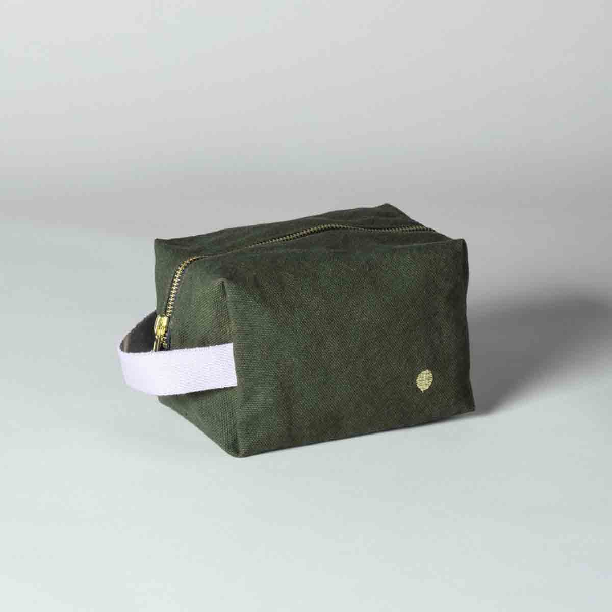 TROUSSE IONA KALE