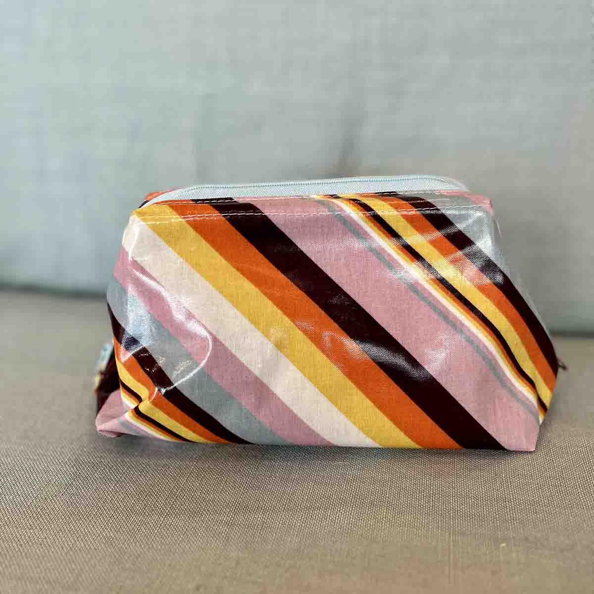 TROUSSE ENDUITE MULTICOLORE – La Sélection Sophie Ferjani