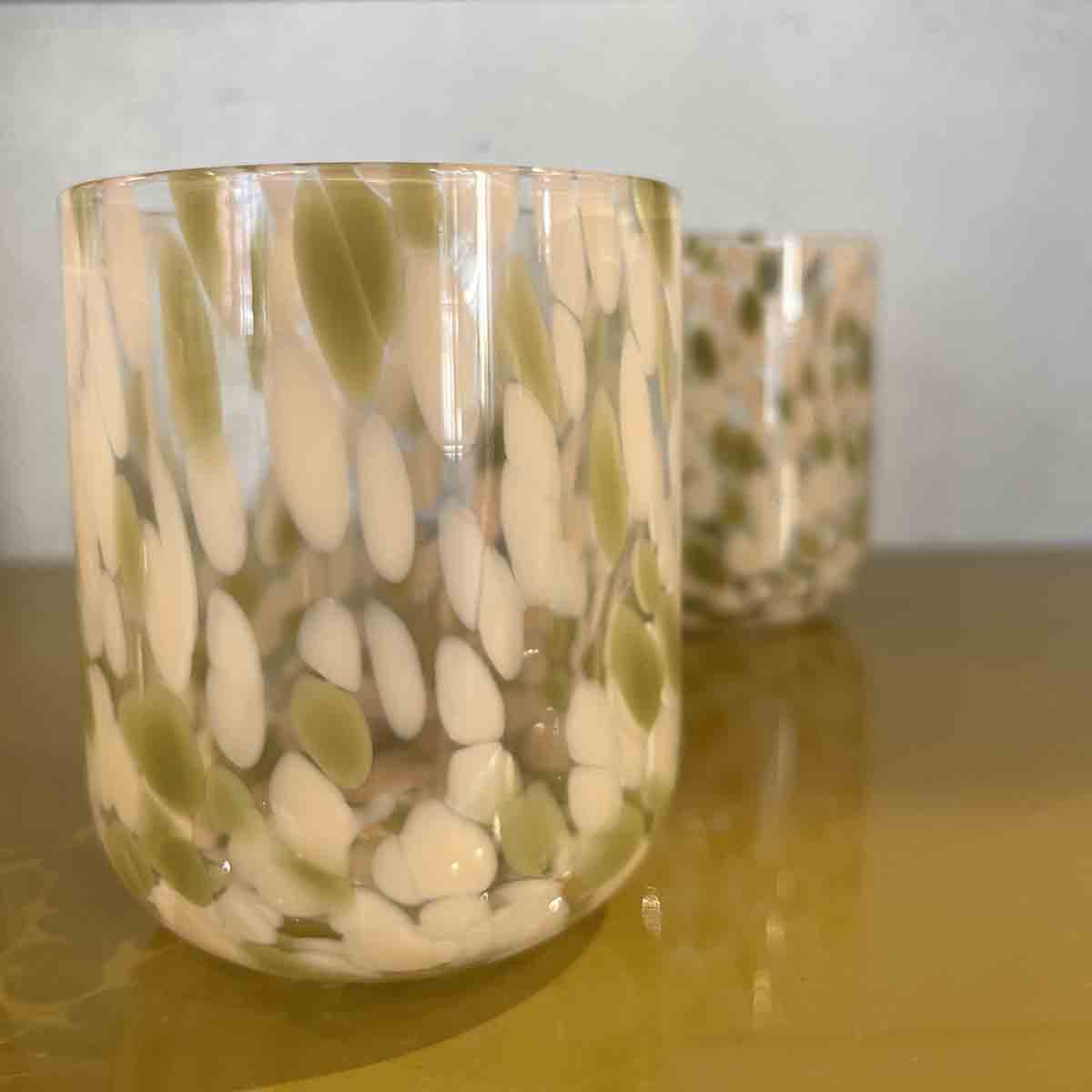 VERRE MOUCHETÉ
