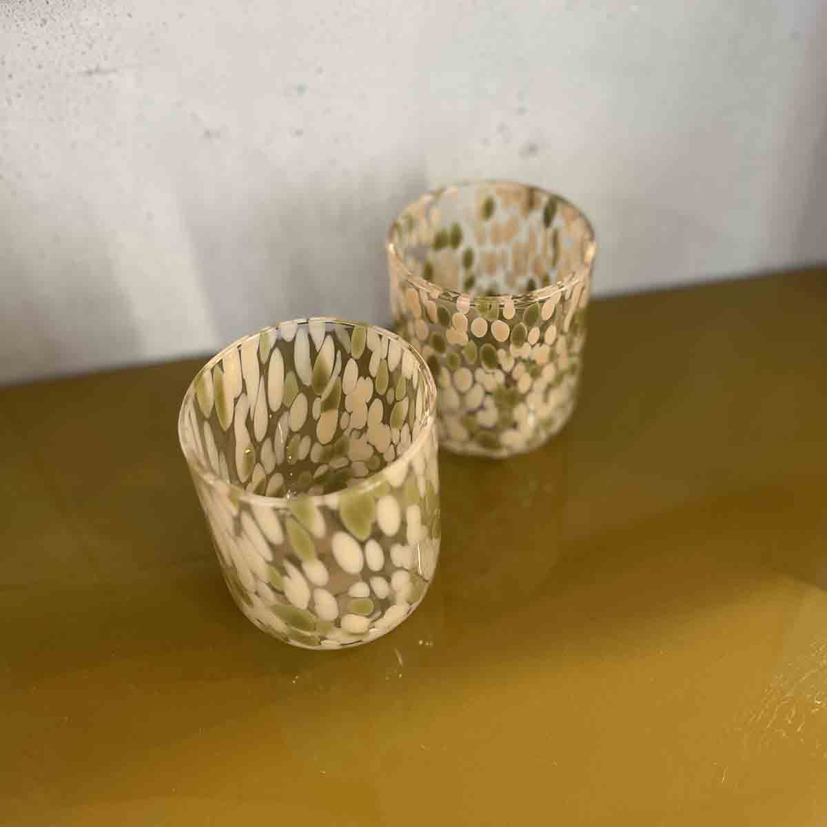 VERRE MOUCHETÉ