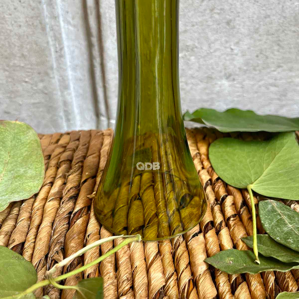 
                      
                        BOUGEOIR - VERT / FEUILLE MORTE
                      
                    