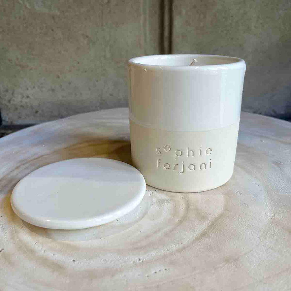 
                      
                        BOUGIE JASMIN X SOPHIE FERJANI - BLANC
                      
                    