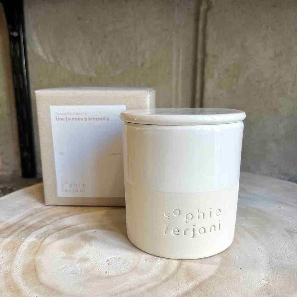 
                      
                        BOUGIE JASMIN X SOPHIE FERJANI - BLANC
                      
                    