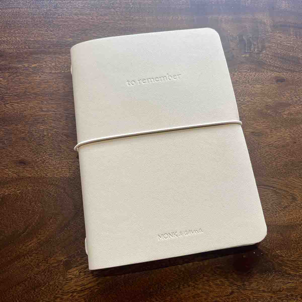 CARNET AVEC CORDON