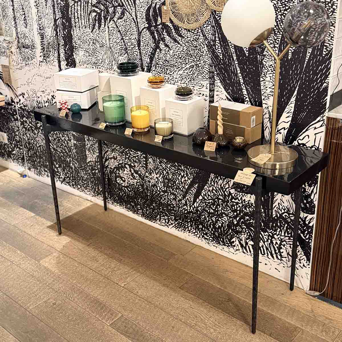 CONSOLE EN BOIS LAQUÉE