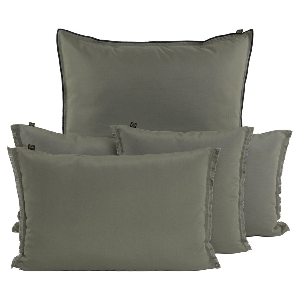 
                      
                        COUSSIN BIBI
                      
                    