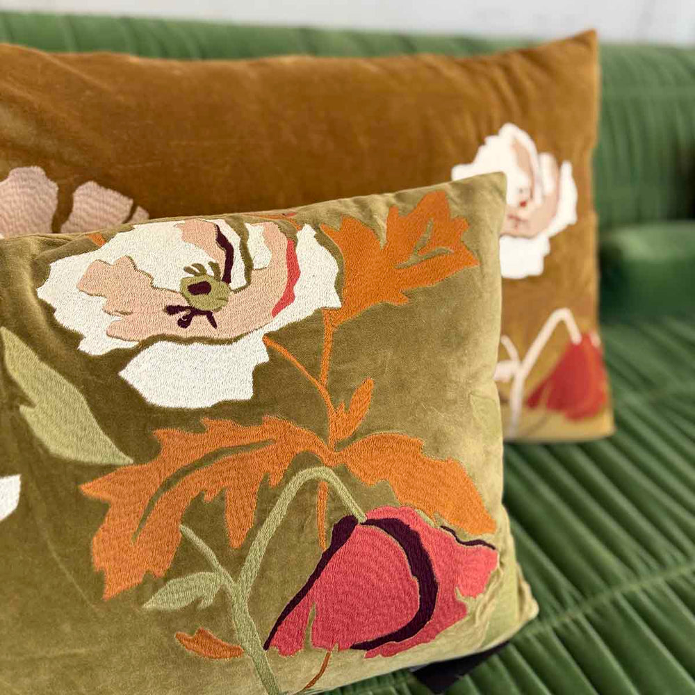 
                      
                        COUSSIN FLEUR 40 x 60 - OLIVE
                      
                    