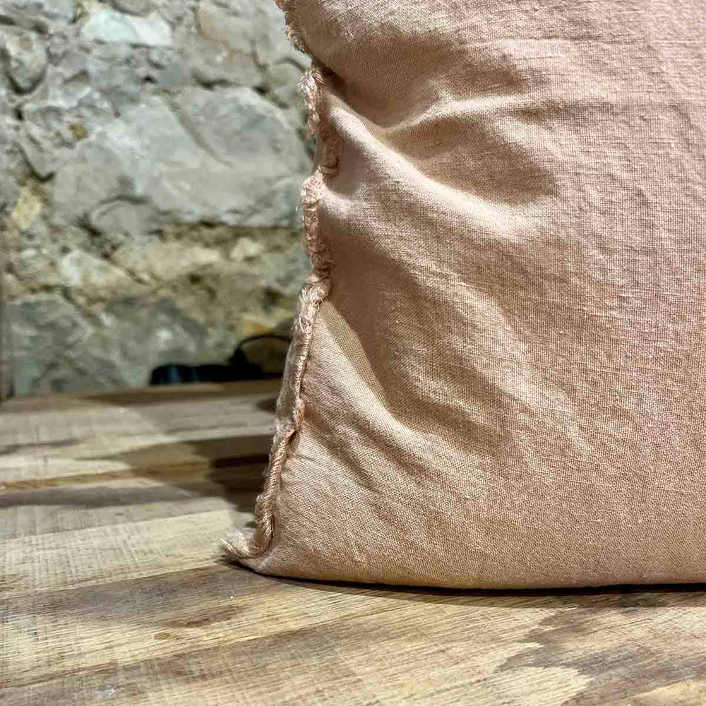 
                      
                        COUSSIN 45x45 - LILI
                      
                    