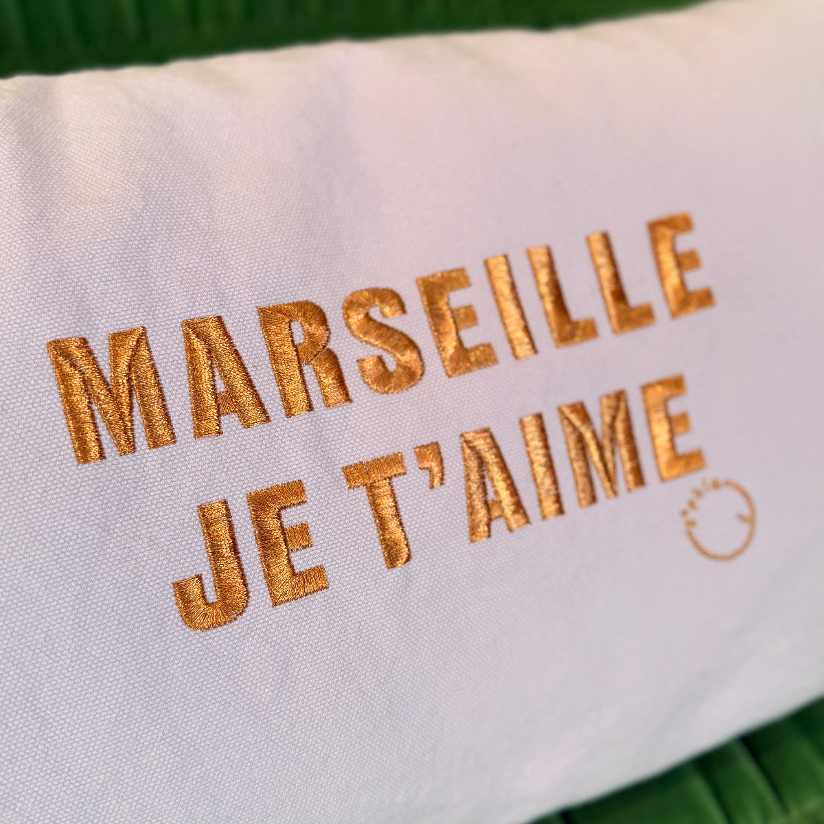 COUSSIN MARSEILLE JE T'AIME