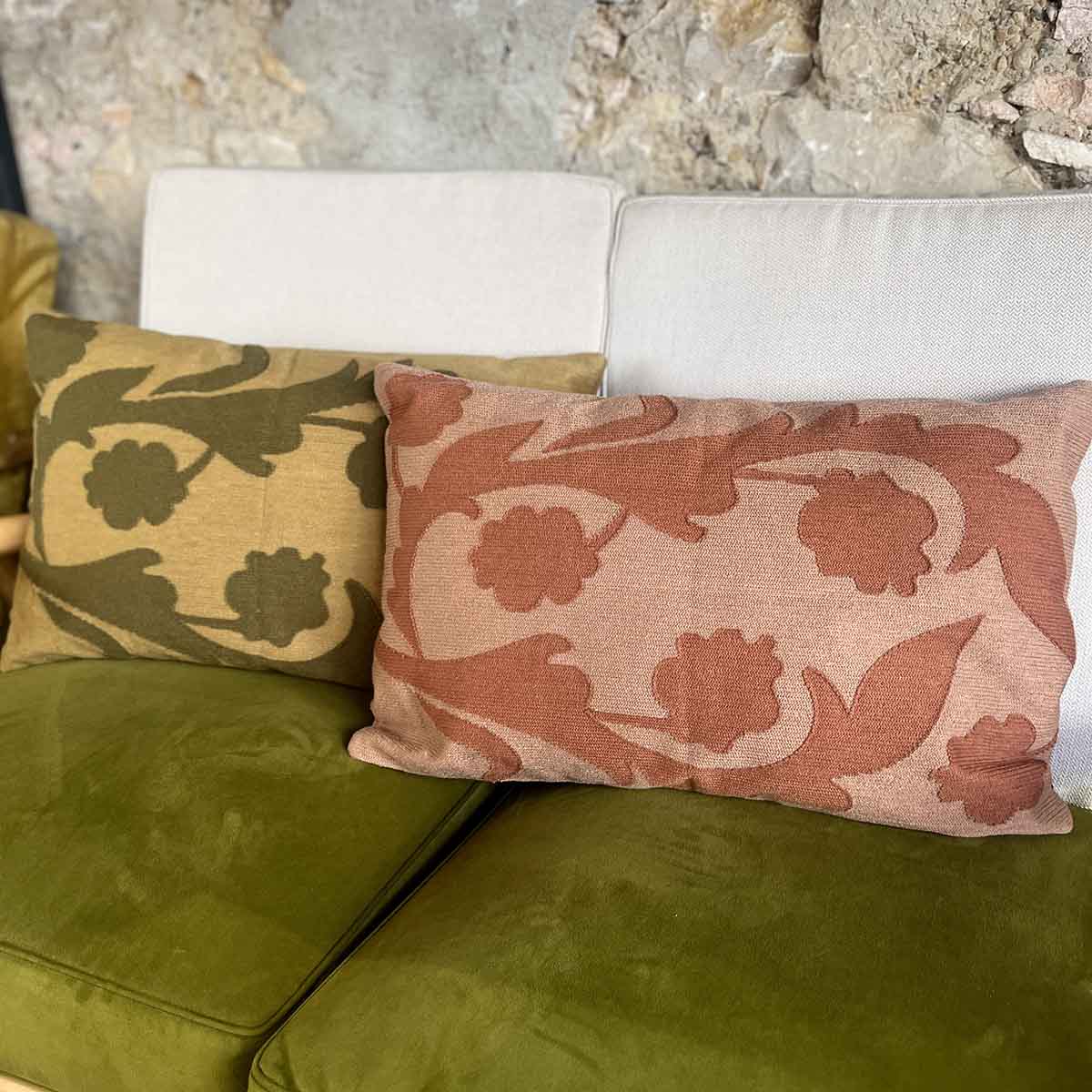 COUSSIN RELIEF