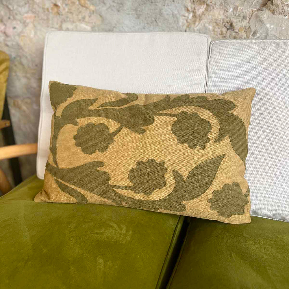 COUSSIN RELIEF