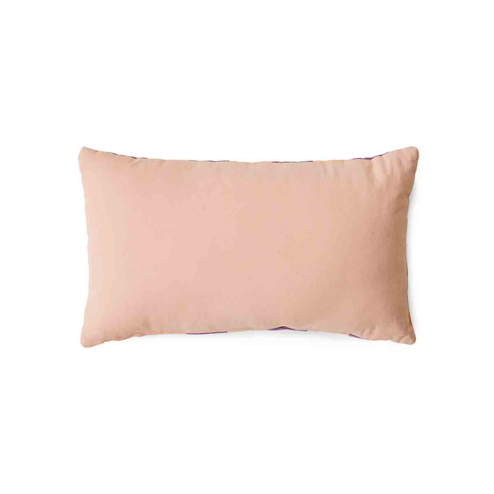 
                      
                        COUSSIN À RAYURE
                      
                    