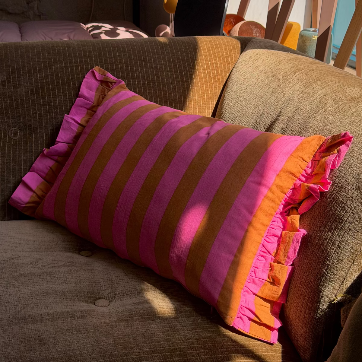 COUSSIN ROSE / BRUN