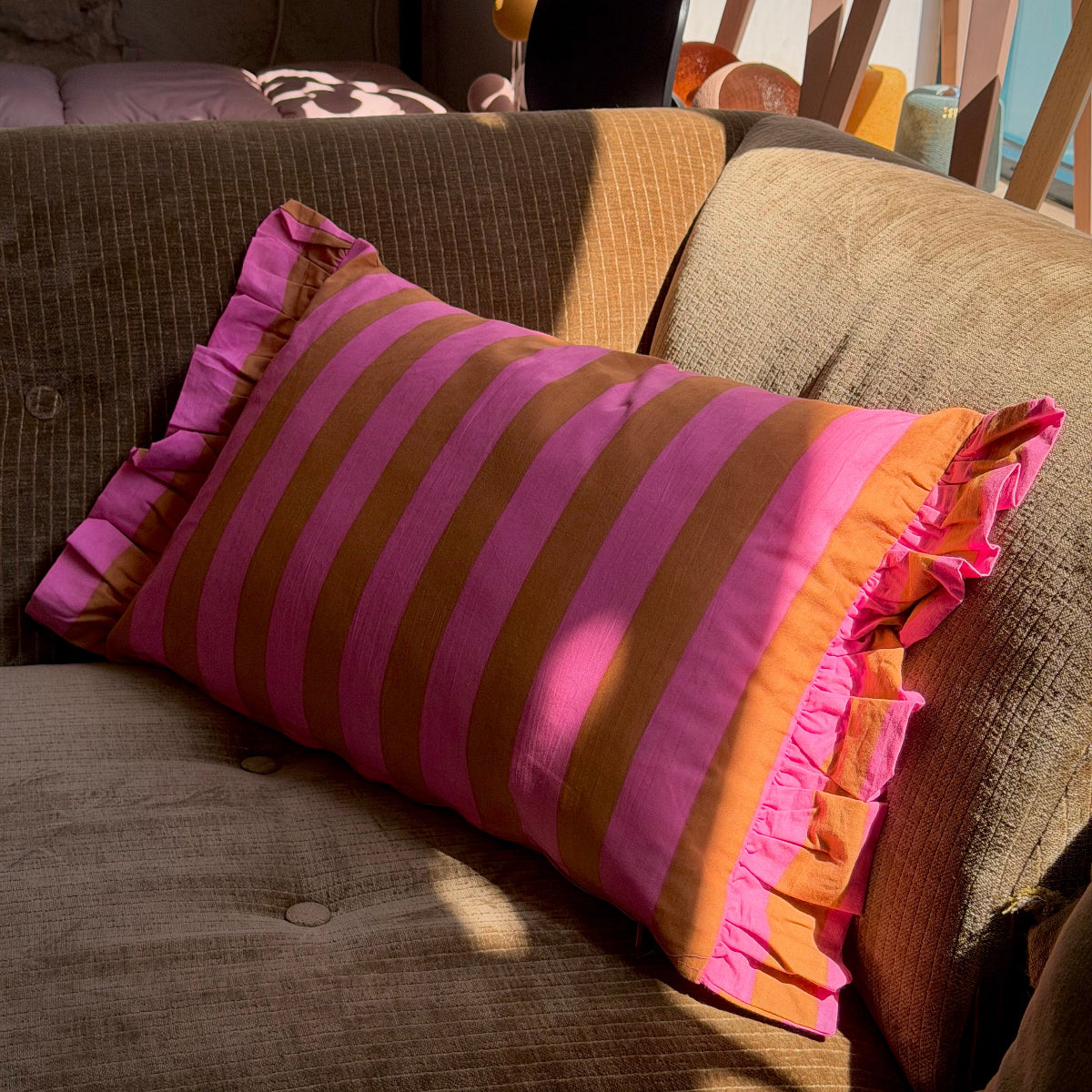 COUSSIN ROSE / BRUN