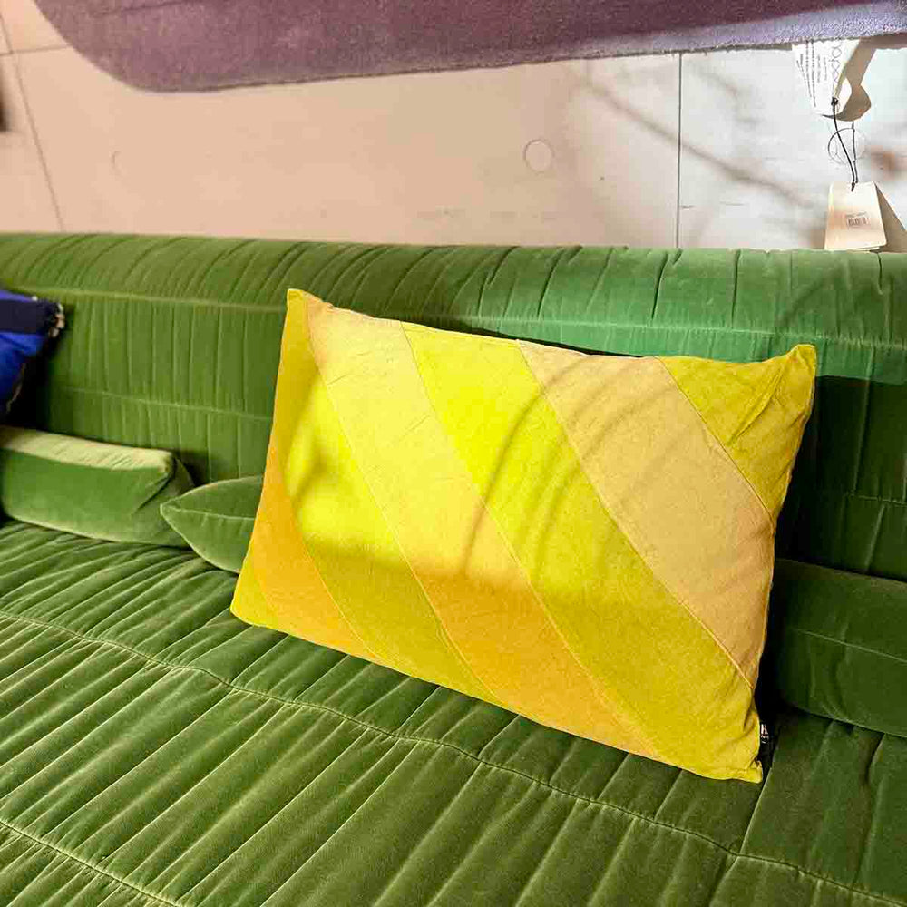 COUSSIN RAYURES VERT