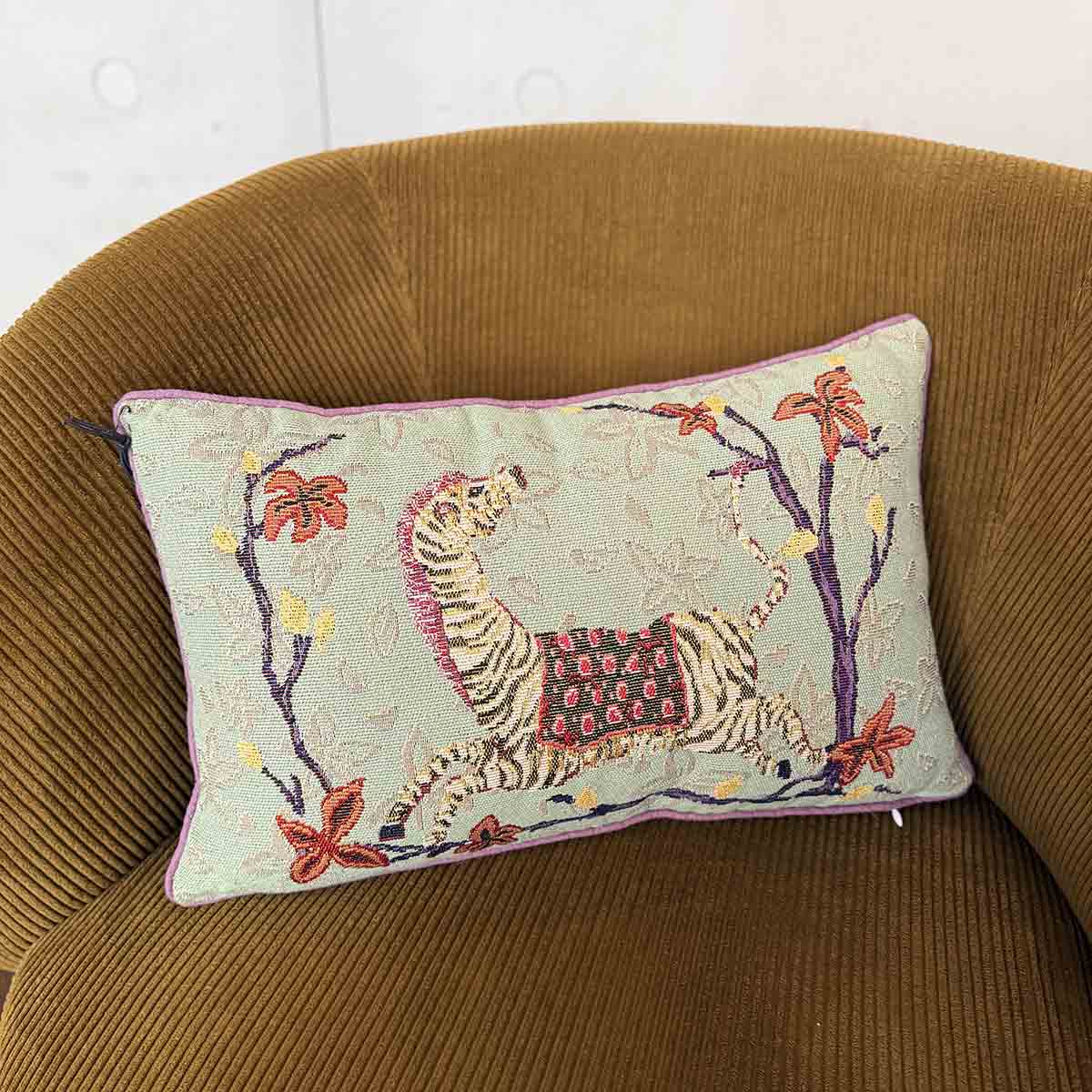 COUSSIN ZEBRE