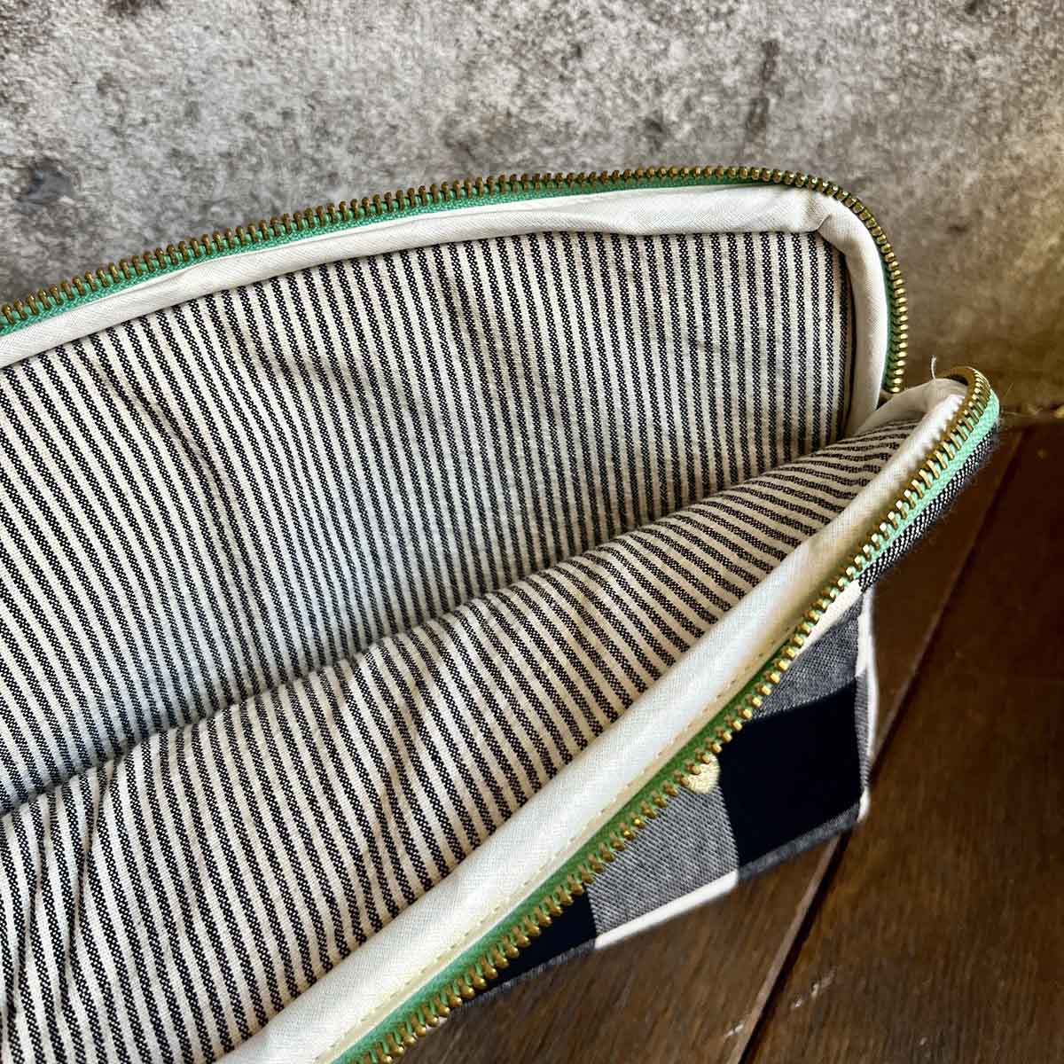 POCHETTE TABLETTE