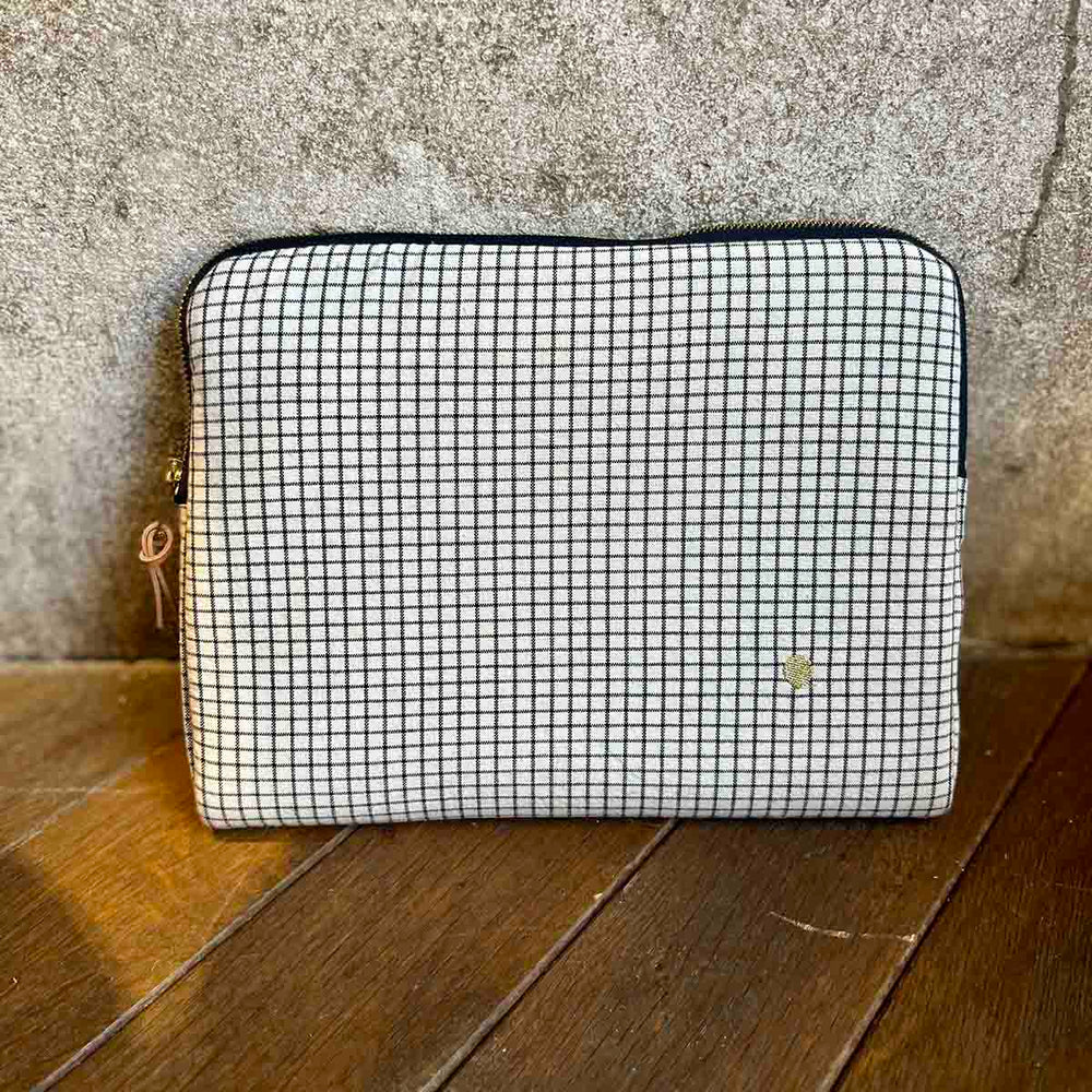 POCHETTE TABLETTE