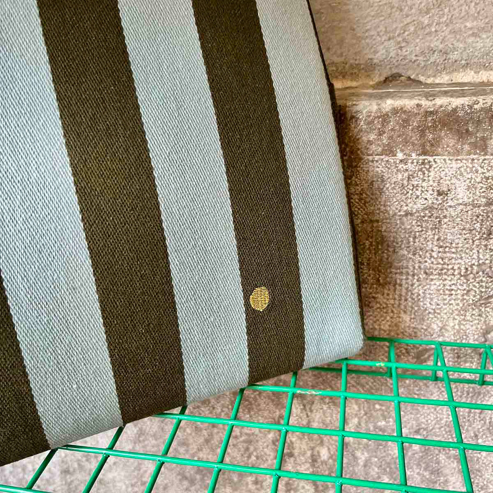 
                      
                        POCHETTE ORDINATEUR RAYURE
                      
                    