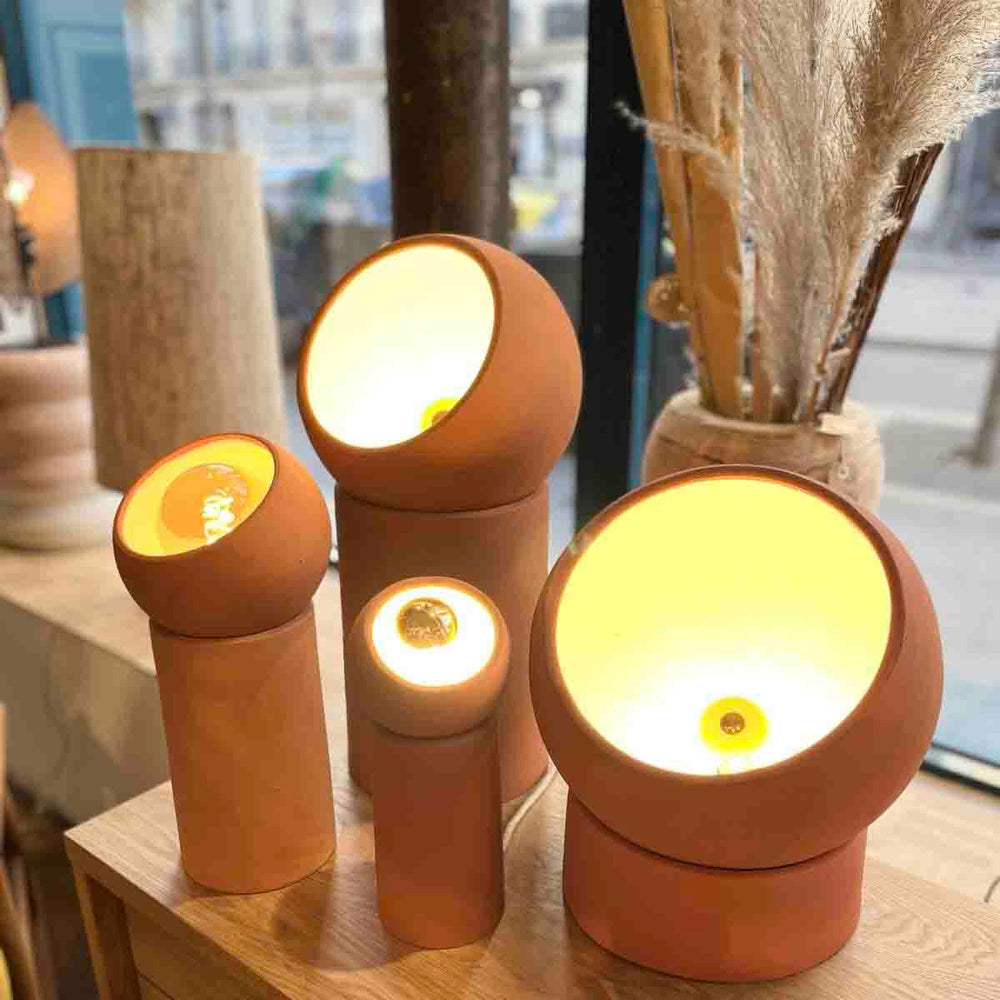 
                      
                        LAMPE TERRA
                      
                    