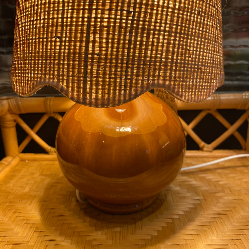 
                      
                        LAMPE VIVI
                      
                    