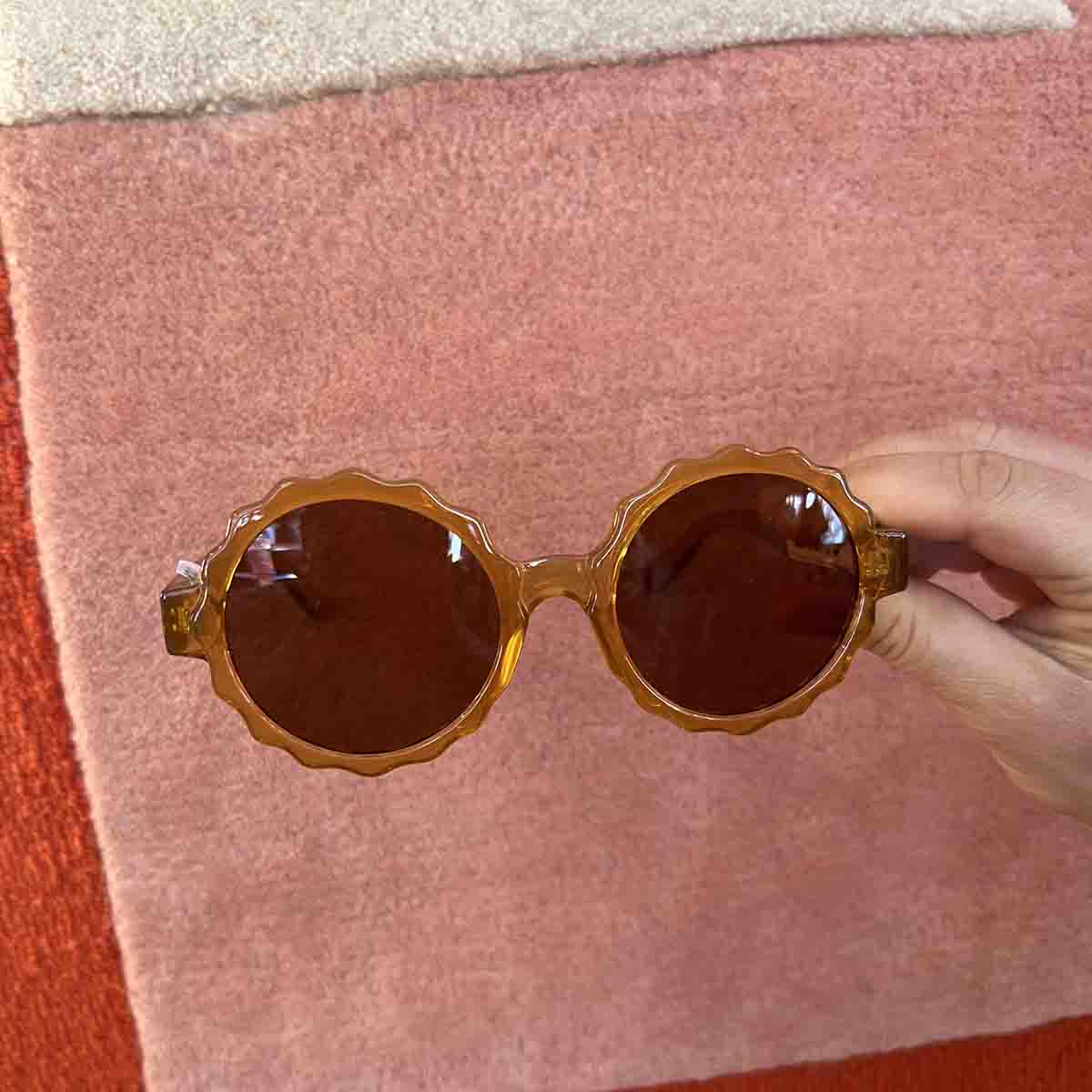 LUNETTE DE SOLEIL FLEUR - AMBRE