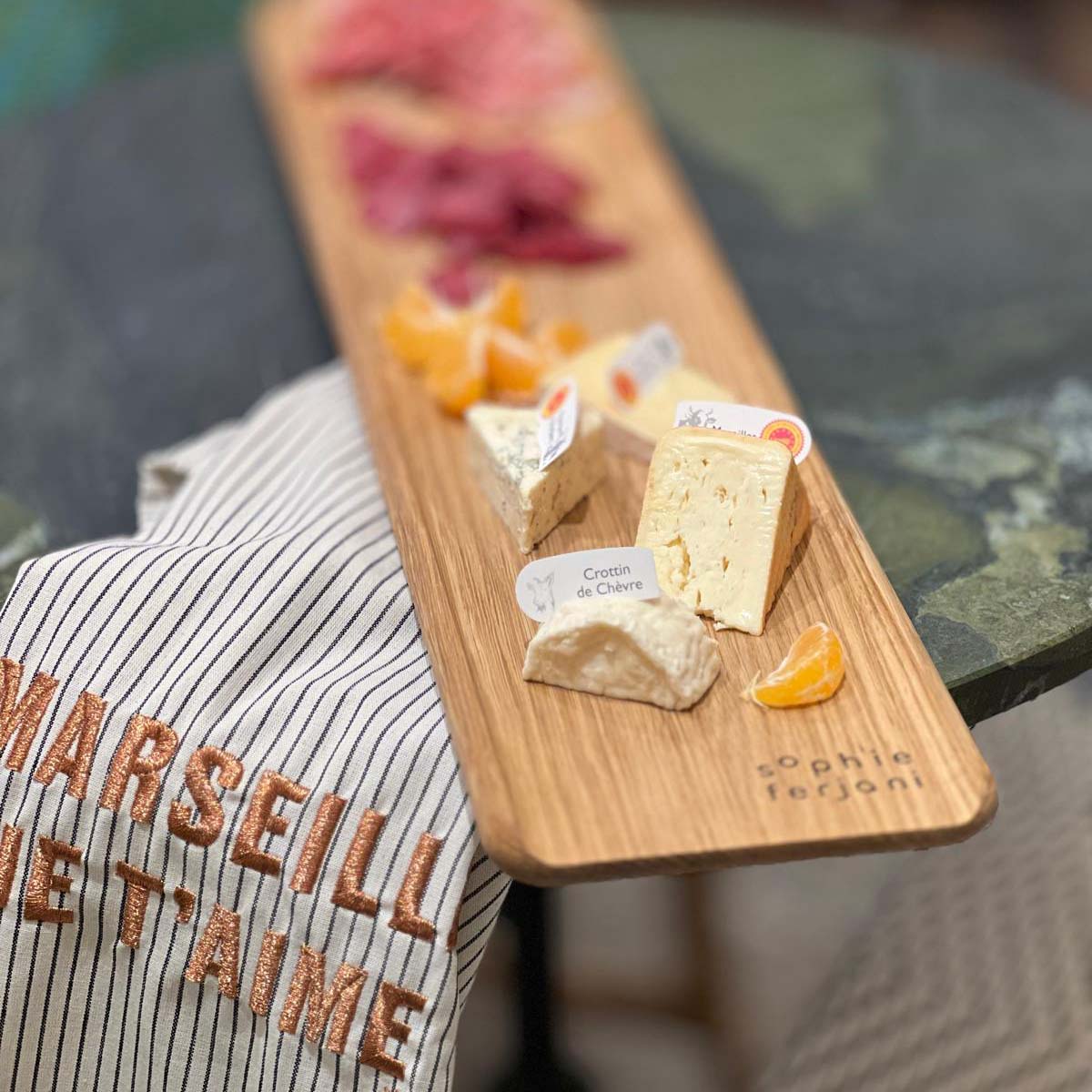 PLANCHE - PELLE LONGUE X SOPHIE FERJANI