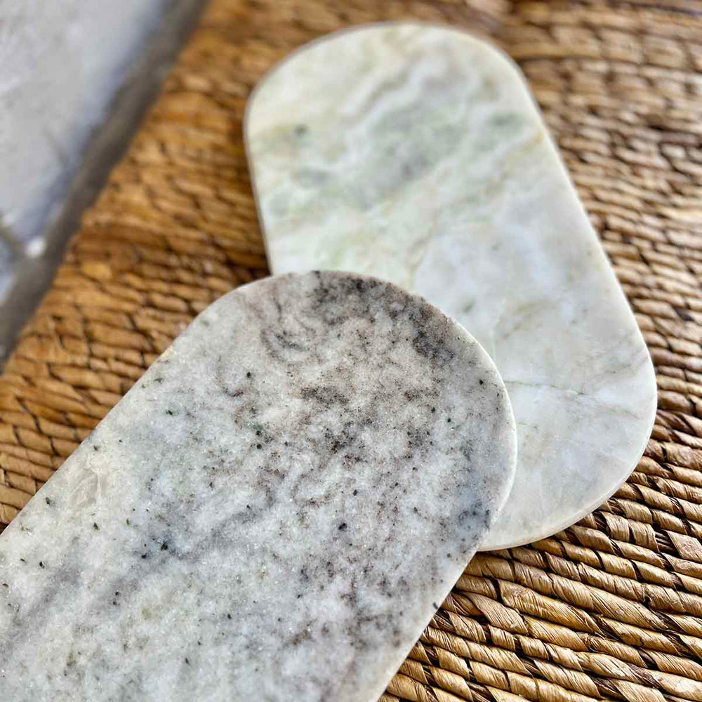 
                      
                        PLANCHE EN MARBRE - OVALE
                      
                    