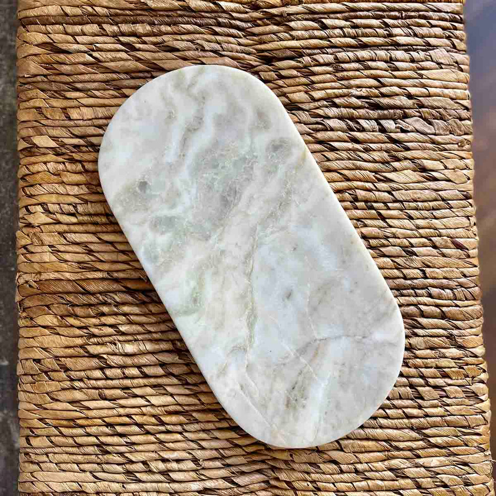 
                      
                        PLANCHE EN MARBRE - OVALE
                      
                    