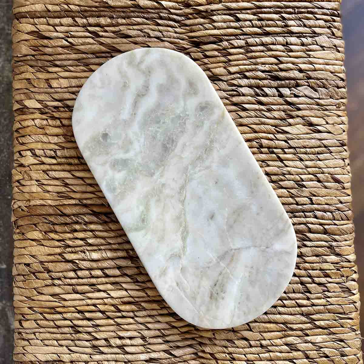 PLANCHE EN MARBRE - OVALE