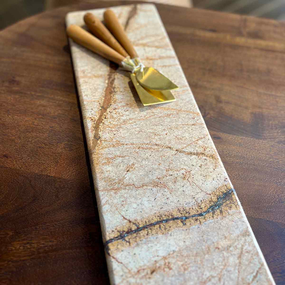 LONGUE PLANCHE EN MARBRE