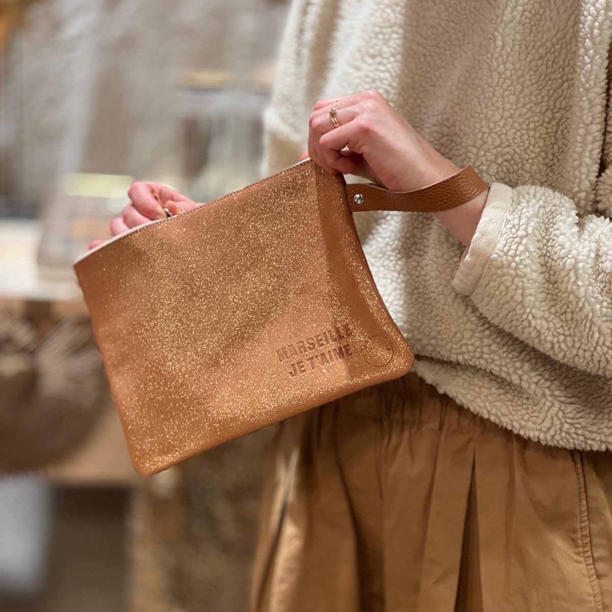 POCHETTE EN CUIR - MARSEILLE JE T'AIME