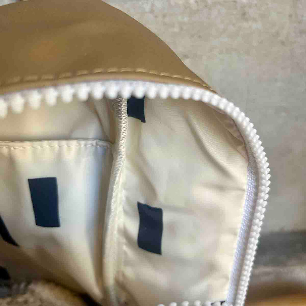 
                      
                        GRAND SAC A DOS
                      
                    