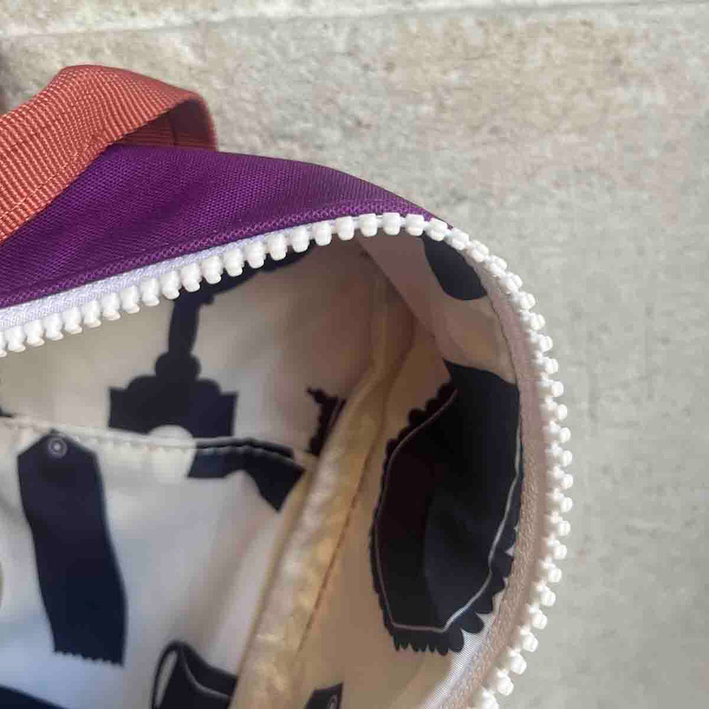 
                      
                        GRAND SAC A DOS
                      
                    